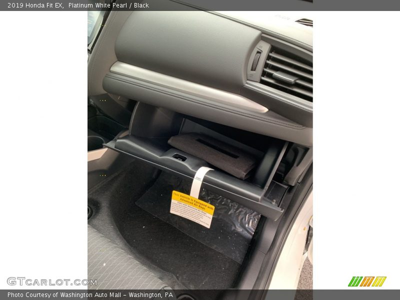 Platinum White Pearl / Black 2019 Honda Fit EX
