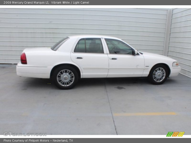 Vibrant White / Light Camel 2009 Mercury Grand Marquis LS