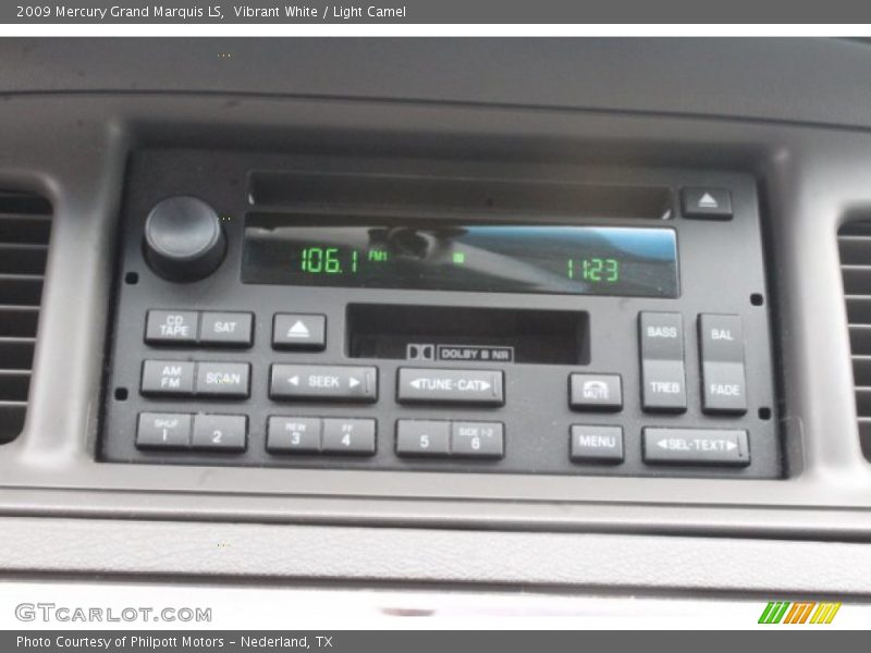 Vibrant White / Light Camel 2009 Mercury Grand Marquis LS