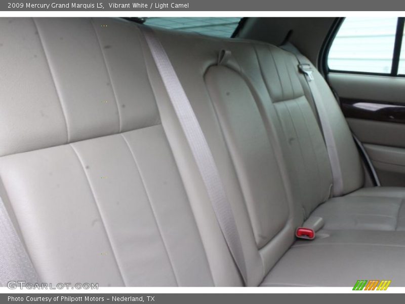 Vibrant White / Light Camel 2009 Mercury Grand Marquis LS