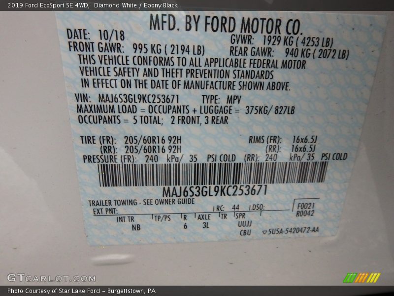 Diamond White / Ebony Black 2019 Ford EcoSport SE 4WD