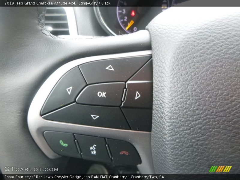 Sting-Gray / Black 2019 Jeep Grand Cherokee Altitude 4x4