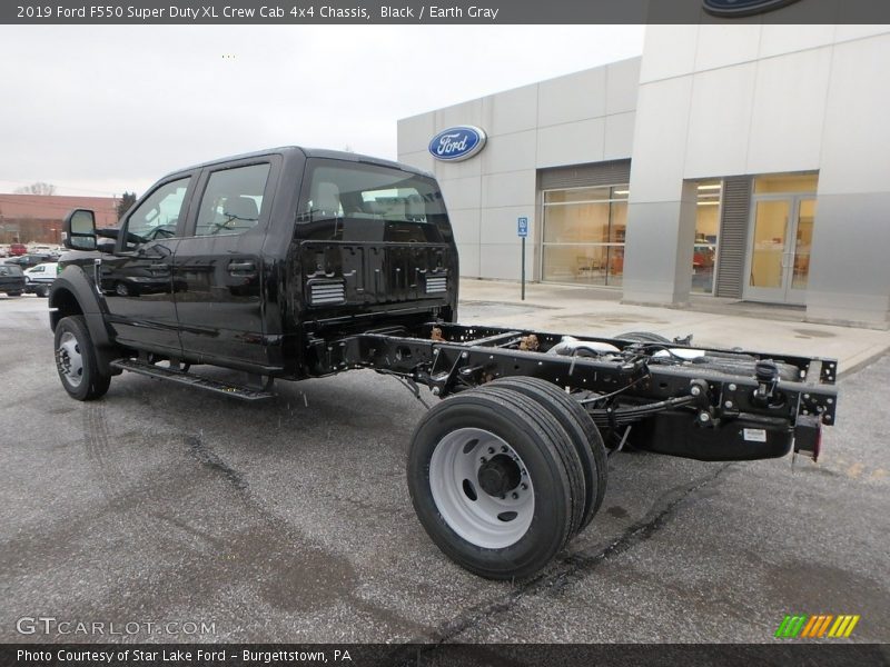 Black / Earth Gray 2019 Ford F550 Super Duty XL Crew Cab 4x4 Chassis