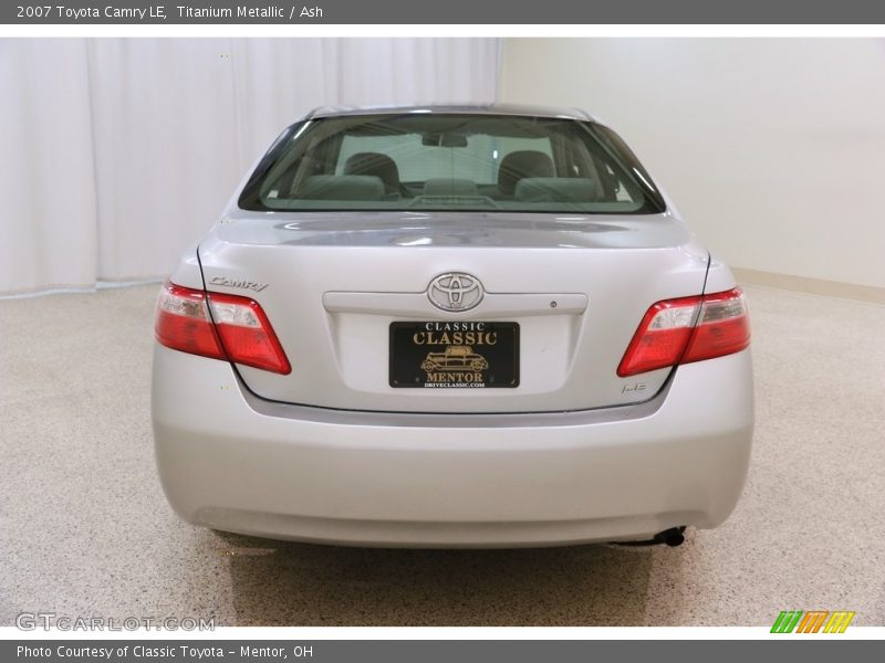 Titanium Metallic / Ash 2007 Toyota Camry LE
