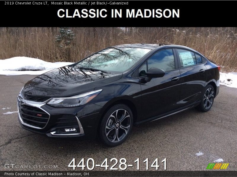 Mosaic Black Metallic / Jet Black/­Galvanized 2019 Chevrolet Cruze LT