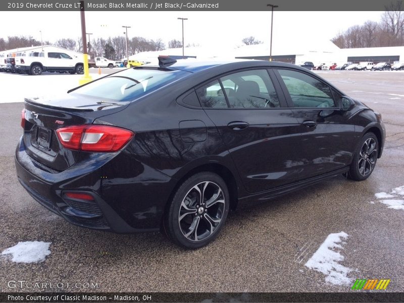 Mosaic Black Metallic / Jet Black/­Galvanized 2019 Chevrolet Cruze LT