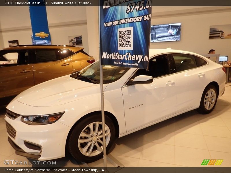 Summit White / Jet Black 2018 Chevrolet Malibu LT