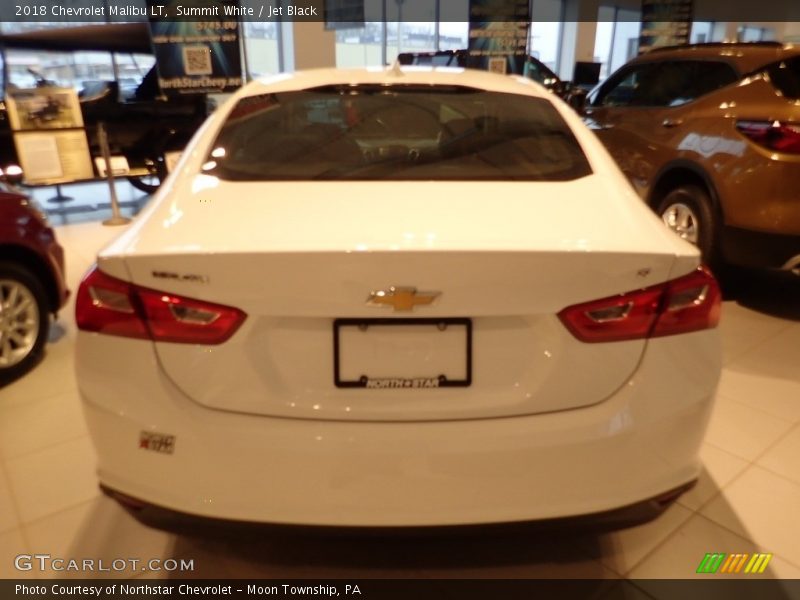 Summit White / Jet Black 2018 Chevrolet Malibu LT