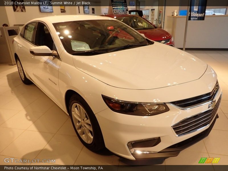 Summit White / Jet Black 2018 Chevrolet Malibu LT