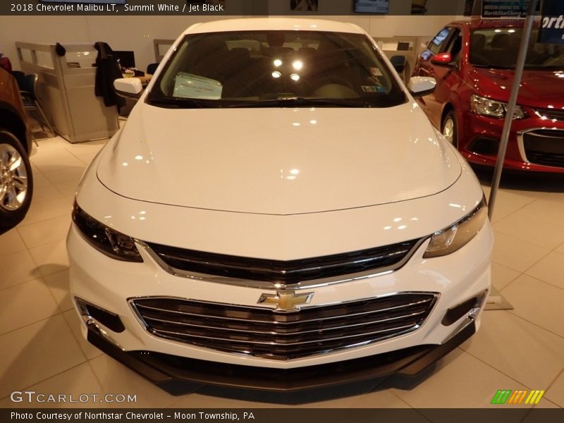 Summit White / Jet Black 2018 Chevrolet Malibu LT