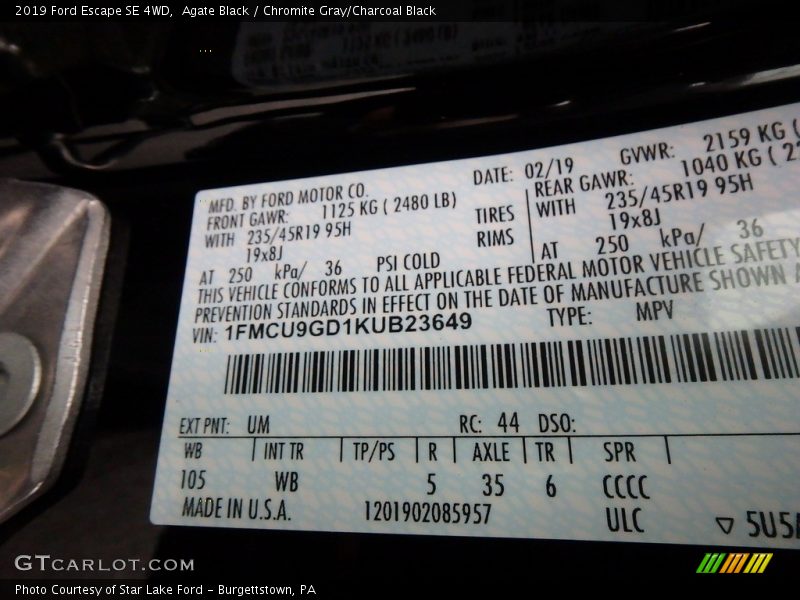 Agate Black / Chromite Gray/Charcoal Black 2019 Ford Escape SE 4WD