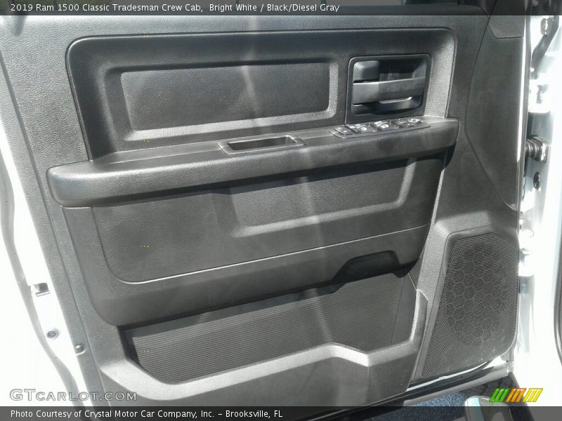Bright White / Black/Diesel Gray 2019 Ram 1500 Classic Tradesman Crew Cab