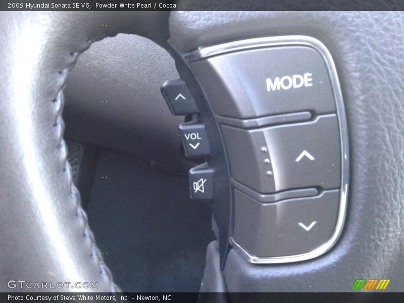 Powder White Pearl / Cocoa 2009 Hyundai Sonata SE V6