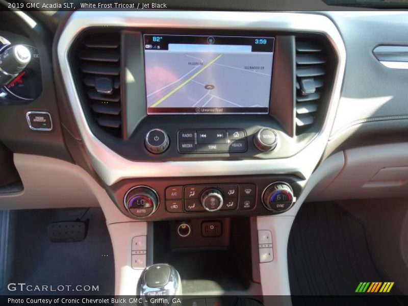 White Frost Tricoat / Jet Black 2019 GMC Acadia SLT