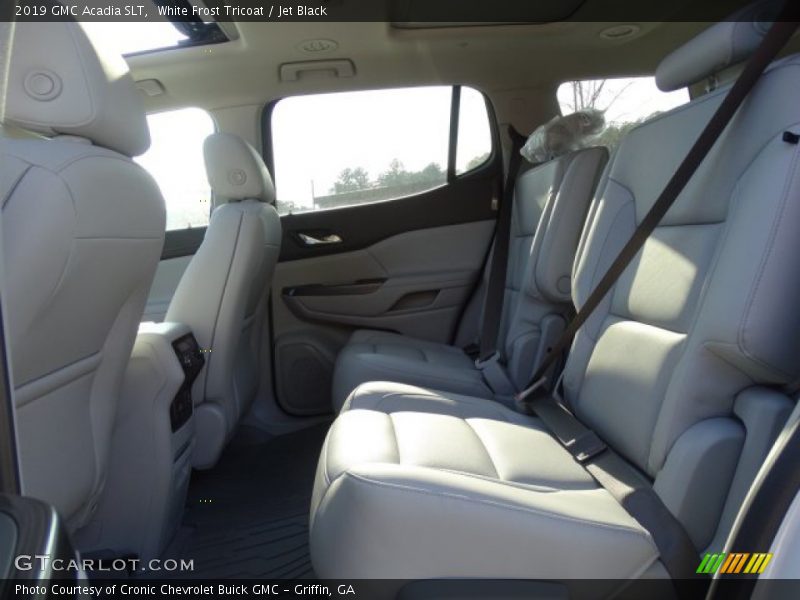 White Frost Tricoat / Jet Black 2019 GMC Acadia SLT