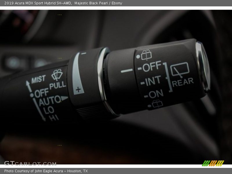 Controls of 2019 MDX Sport Hybrid SH-AWD