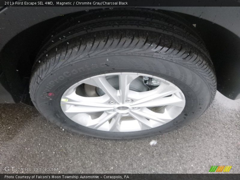 Magnetic / Chromite Gray/Charcoal Black 2019 Ford Escape SEL 4WD