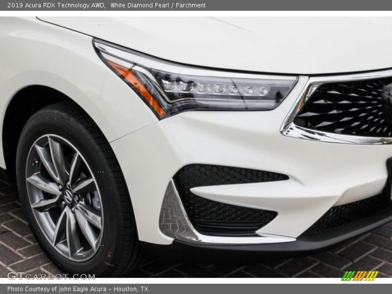 White Diamond Pearl / Parchment 2019 Acura RDX Technology AWD