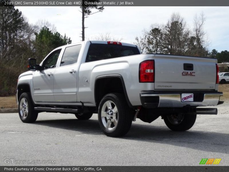 Quicksilver Metallic / Jet Black 2019 GMC Sierra 2500HD SLE Crew Cab 4WD