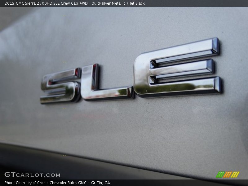  2019 Sierra 2500HD SLE Crew Cab 4WD Logo