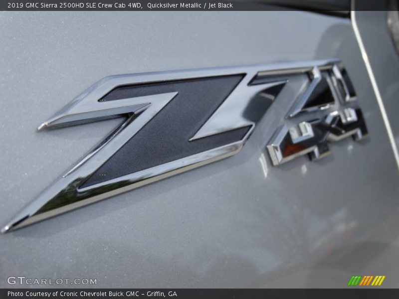  2019 Sierra 2500HD SLE Crew Cab 4WD Logo