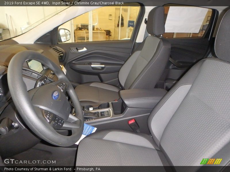 Ingot Silver / Chromite Gray/Charcoal Black 2019 Ford Escape SE 4WD