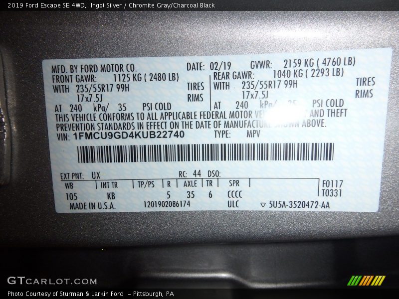 Ingot Silver / Chromite Gray/Charcoal Black 2019 Ford Escape SE 4WD