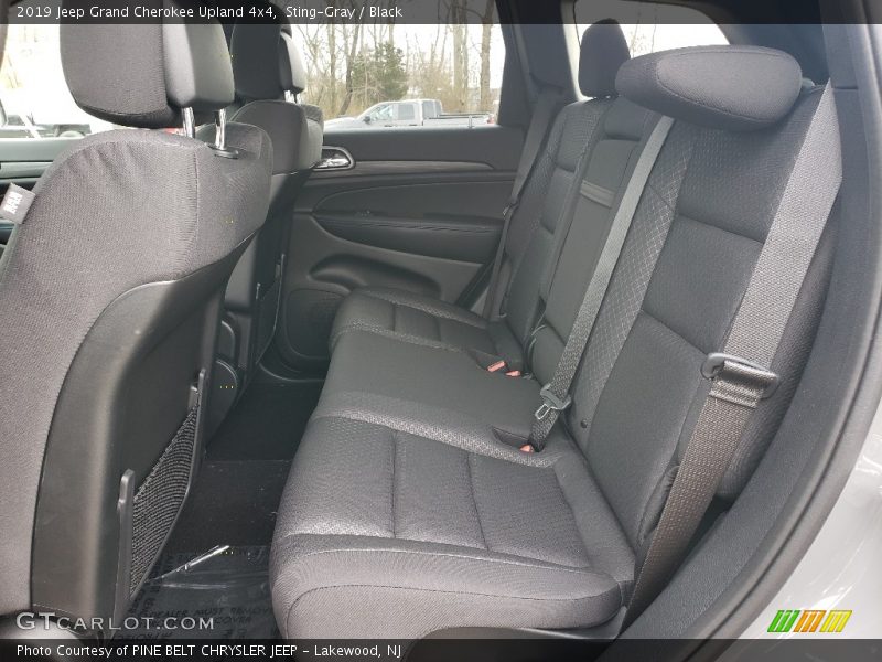 Sting-Gray / Black 2019 Jeep Grand Cherokee Upland 4x4