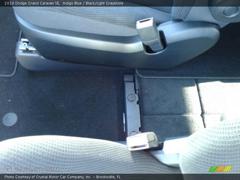 Indigo Blue / Black/Light Graystone 2019 Dodge Grand Caravan SE