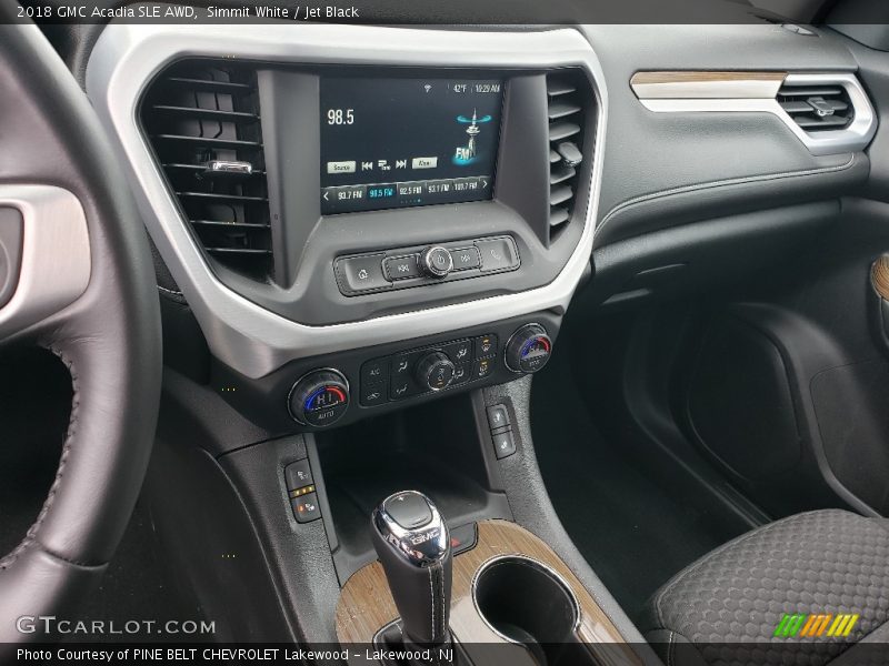 Simmit White / Jet Black 2018 GMC Acadia SLE AWD