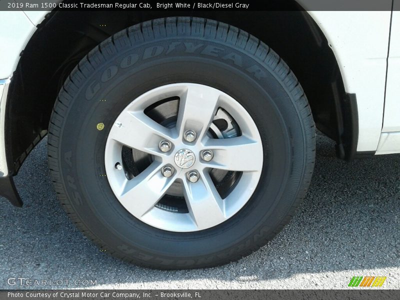 Bright White / Black/Diesel Gray 2019 Ram 1500 Classic Tradesman Regular Cab
