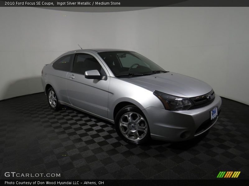 Ingot Silver Metallic / Medium Stone 2010 Ford Focus SE Coupe