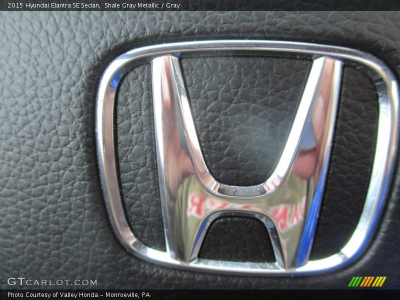 Shale Gray Metallic / Gray 2015 Hyundai Elantra SE Sedan