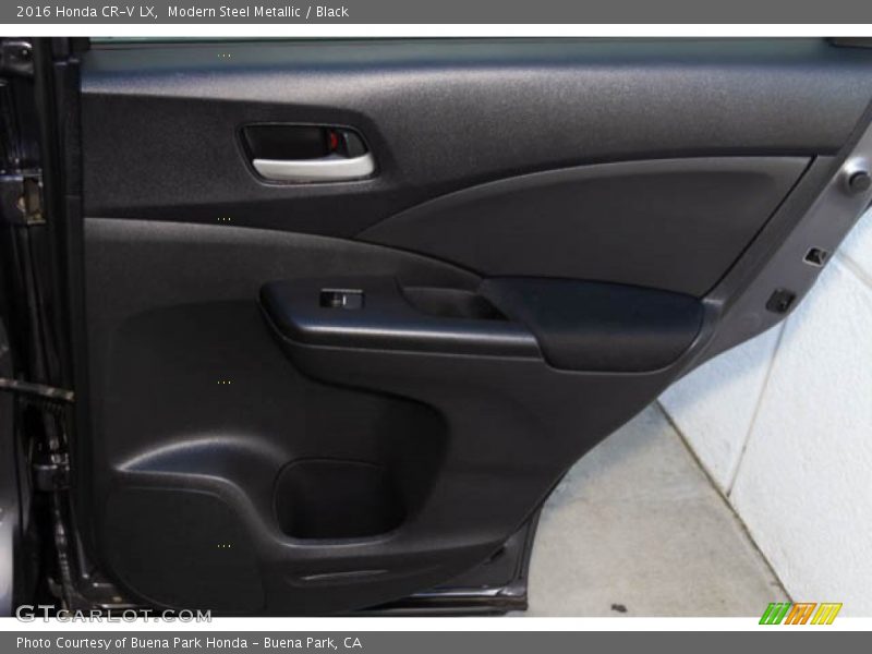 Modern Steel Metallic / Black 2016 Honda CR-V LX