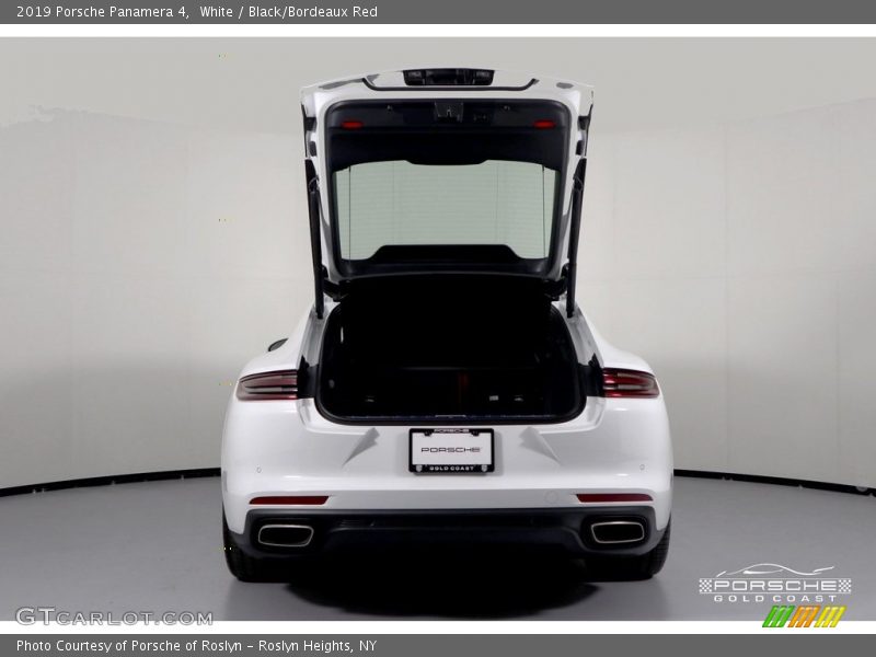 White / Black/Bordeaux Red 2019 Porsche Panamera 4