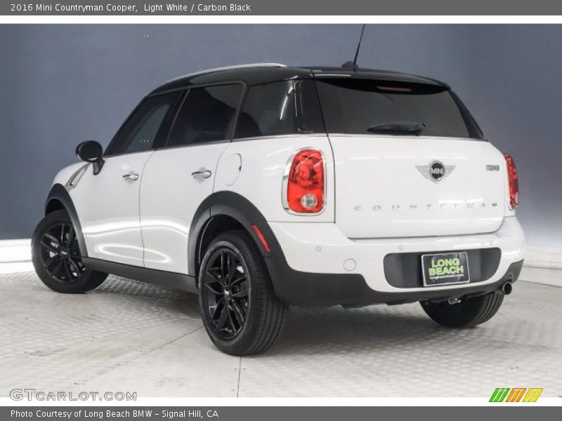 Light White / Carbon Black 2016 Mini Countryman Cooper