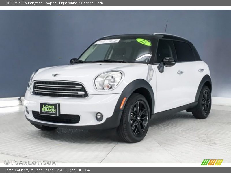 Light White / Carbon Black 2016 Mini Countryman Cooper