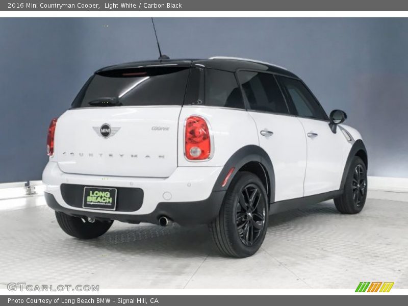Light White / Carbon Black 2016 Mini Countryman Cooper