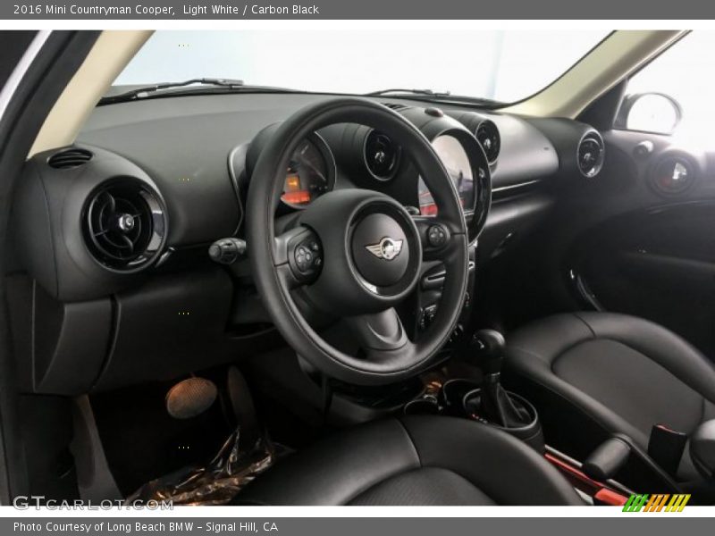 Light White / Carbon Black 2016 Mini Countryman Cooper