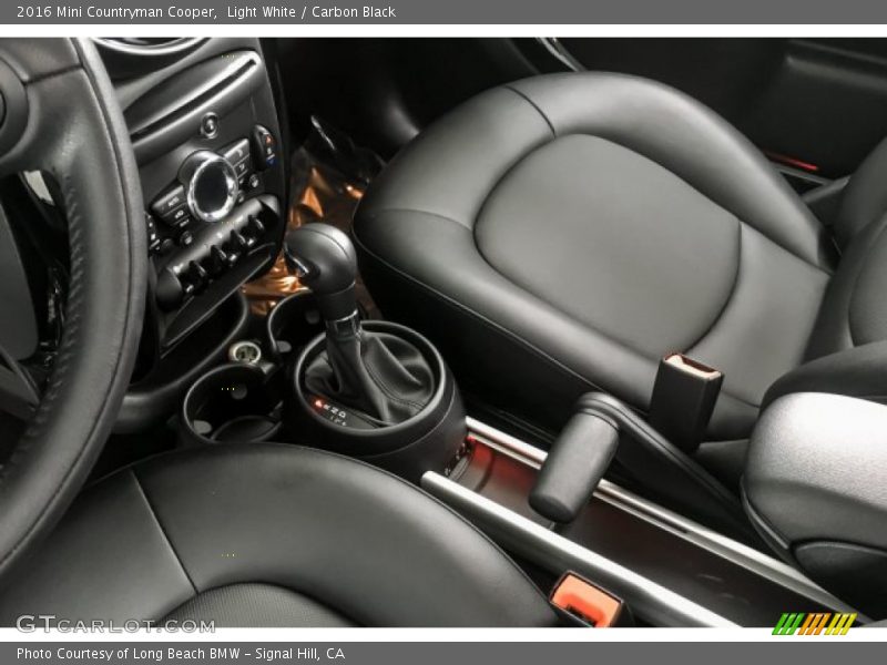 Light White / Carbon Black 2016 Mini Countryman Cooper