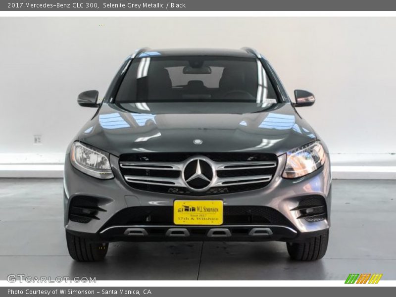 Selenite Grey Metallic / Black 2017 Mercedes-Benz GLC 300