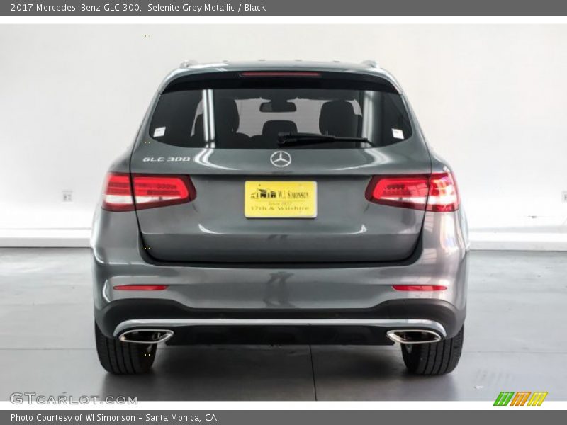 Selenite Grey Metallic / Black 2017 Mercedes-Benz GLC 300