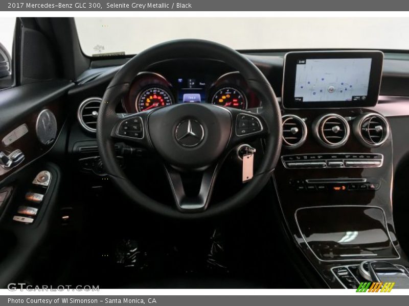 Selenite Grey Metallic / Black 2017 Mercedes-Benz GLC 300