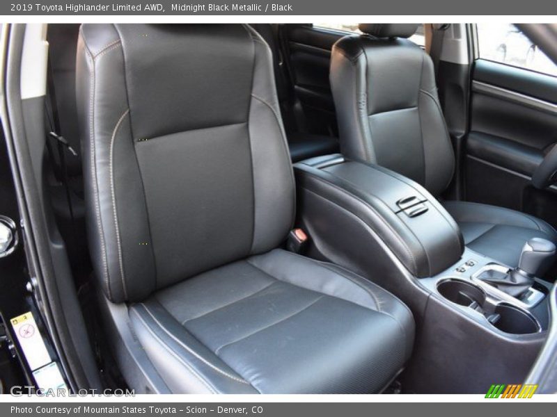 Midnight Black Metallic / Black 2019 Toyota Highlander Limited AWD