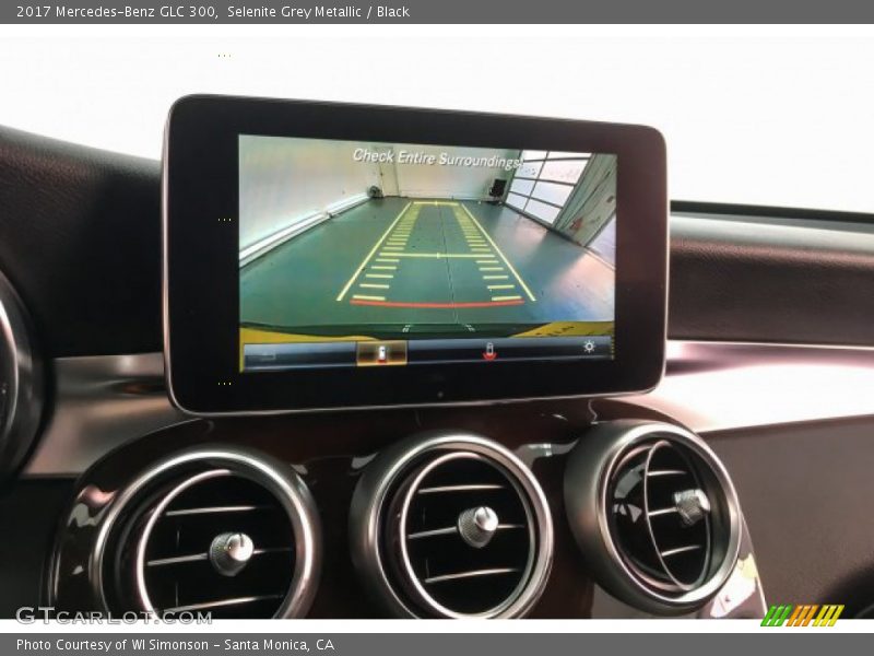 Selenite Grey Metallic / Black 2017 Mercedes-Benz GLC 300