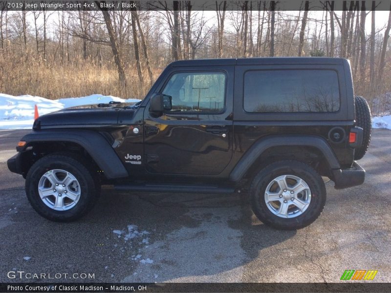 Black / Black 2019 Jeep Wrangler Sport 4x4