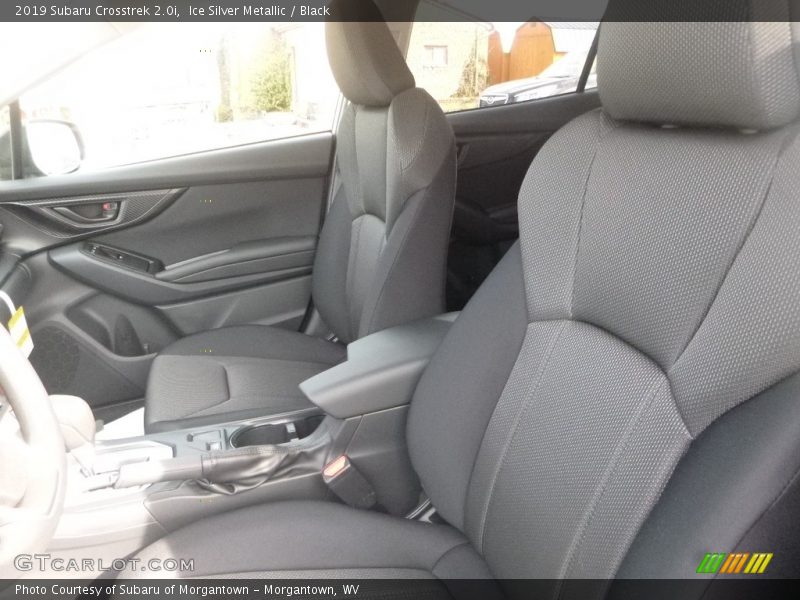 Ice Silver Metallic / Black 2019 Subaru Crosstrek 2.0i