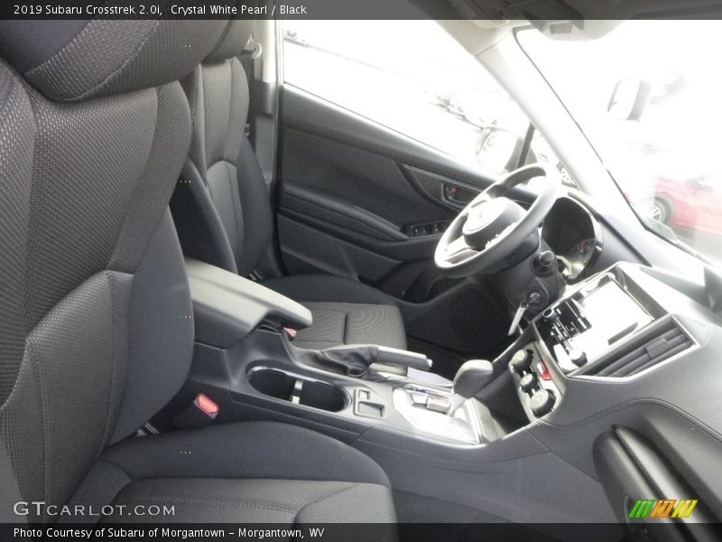 Crystal White Pearl / Black 2019 Subaru Crosstrek 2.0i
