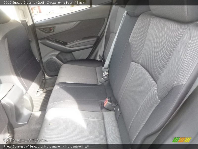 Crystal White Pearl / Black 2019 Subaru Crosstrek 2.0i