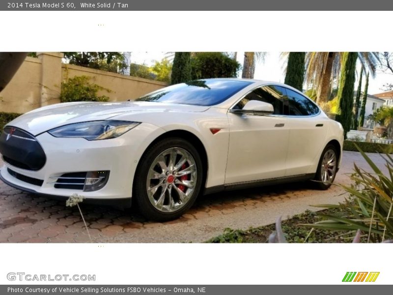 White Solid / Tan 2014 Tesla Model S 60